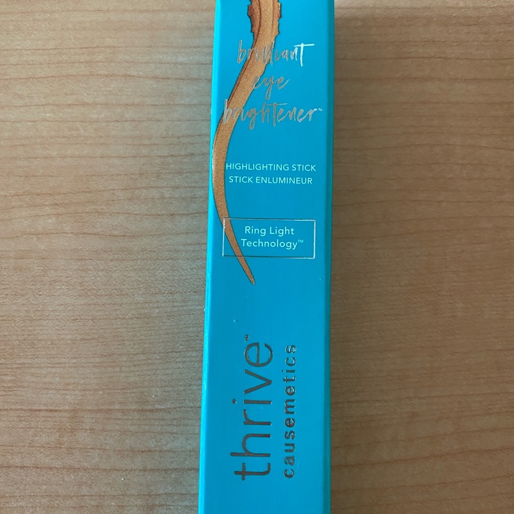Thrive Causemetics Brilliant Eye Brightner in Gia (Warm Gold Shimmer) NIB